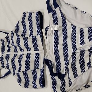 3 pieces excellent condition, Venus brand bikini, top is 14, bottoms are 12, 14